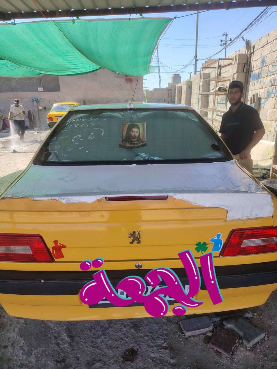 سلام عليكم بيجو لميس 2016  محور كير ومكينه كورلا ياباني كير اوتوماتيك مكفولات رقم كربلاء إنكليزي تبريد ثلج وي السويج مكفوله من ضربه وبيهه صبغ بالجاملغ الأمامي بس. مكاني كربلاء السعر 50 ورقه وبيها مجال  للاستفسار الاتصال  ***********
