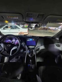 الانتره موديل 2013 وارد  كندي بيه جاملغ الخلفي طخه خفيفه ومصبوغ سياره ...