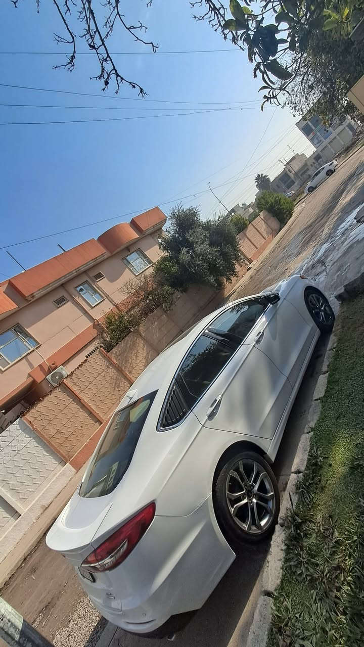 السلام عليكم فيوجن للبيع موديل2019فول مواصفات 1/1 محرك15t شاشة جبيرة رادارات مثبت سرعة تحديد مسار كير ماوس اشارة بل مري حساسات خلفيا تدفا كشن تبريد قطعتين لايت زنون و لد اشارة و يشتغل بدون اشارة و السيارة بل واقع احلا اكثرر و باقي المواصفات معروفة ضرر نص جاملغ الخلف و الدوسة و بابين مبدلين اصلي من امريكا عنوان موصل حي دوميز قرب دائرة الكهرباءتواصل او خاص او عل رقم *********** سعر 120
