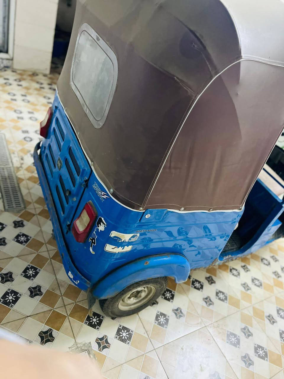 السلام عليكم تيك توك 20 للبيع رقم سنويه مكان بغداد جسر ديالى رقم ***********
