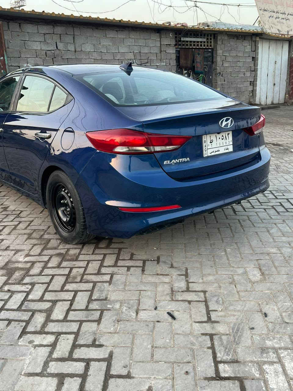 سلام عليكم عندي الانتر ٢٠١٧ سياره حلوه عارضها١٠٥ بيها مجال بسيط بيها سونر سياره بغداد حي اور رقم التلفون ***********
