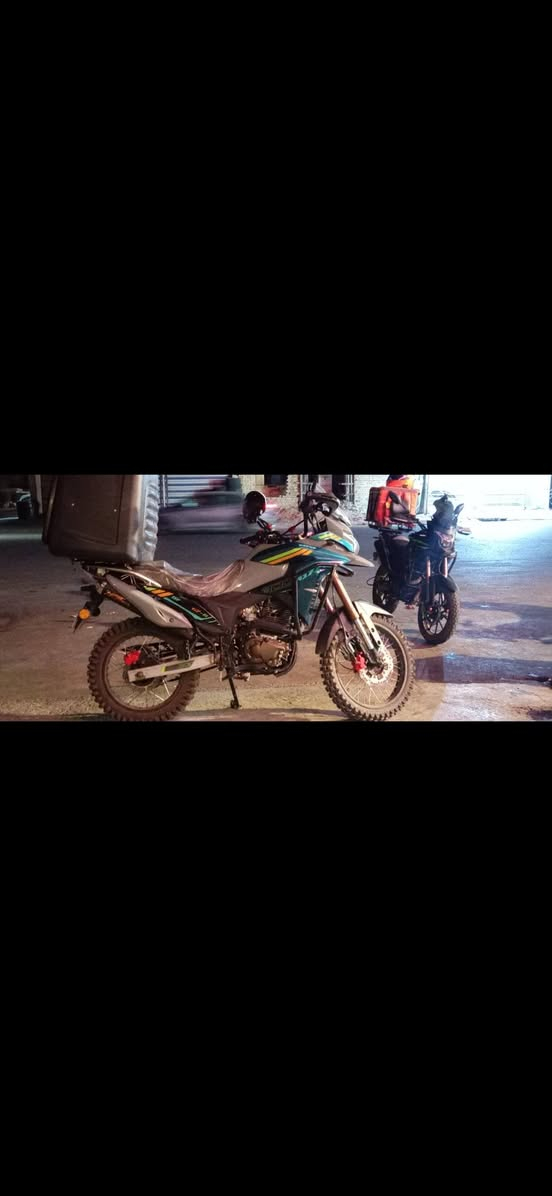 دايوان ادفنجر للبيع محرك 300 cc
موديل 2026 ماشية 3600 رقم اربيل تحويل ثاني يوم بأسم الشركة الدراجة بوضع الوكالة مكفولة من كل شيء العنوان بغداد الشعب السعر ٣٦٠٠ وبيها مجال للشراي ***********
