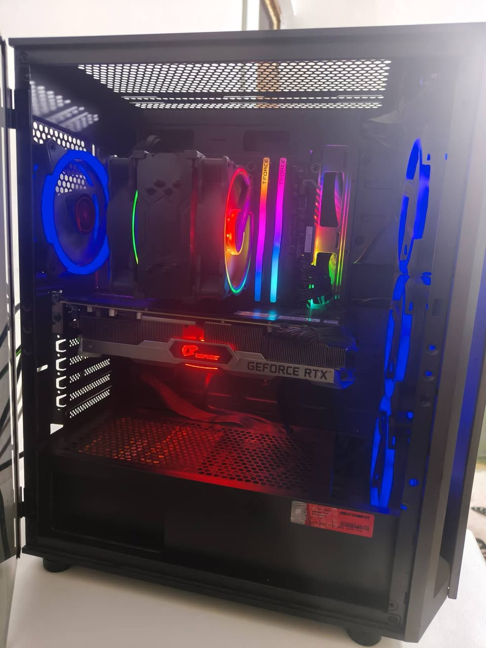جمعة مباركة 💙 💚❤️
كيس فقط للبيع وسعر مناسب بالعافيه ع الي يخاذها ♥️
Ryzen 5 5600x
Ram TForce 16gb 3600 rgb
M.b Colorful B550M GAMING PRO
4 سلوتات رام ويدعم Argb
Cooler Abkocore هوائي مروحتين rgb
RTX 3070 Ti 8gb Colorful Igame ضخم Rgb
M.2 Micron 512gb gen 4
Hard wd 1tb blue
Psu Segotep 850w
Case Segotep mid touer 3 fan rgb

التجميعه كلش نظيفة ومضمونه من كل شي بدون كراتين سعرها قفل مليووون مكاني بغداد الحرية متوفر توصيل ***********
