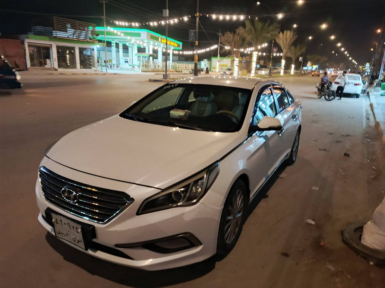 سوناته 2017 خليجي بيه قطعتين اثر هاذه دور لجاملغ ويا لباب ملاون 2400 حداديه جديده وكير ومكينه عليه غرامه بلنجف 500 
قفل 133 مكانه نجف  ***********
