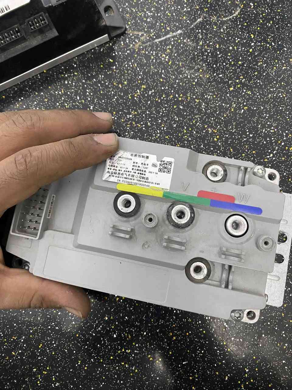 متوفر جميع انواع العقول
بمواصفات عاليه
واسعار مناسبه
متوفر جمله ومفرد

الغزاليه الهياكل نهاية شارع 20
‭0789 149 6731‬
