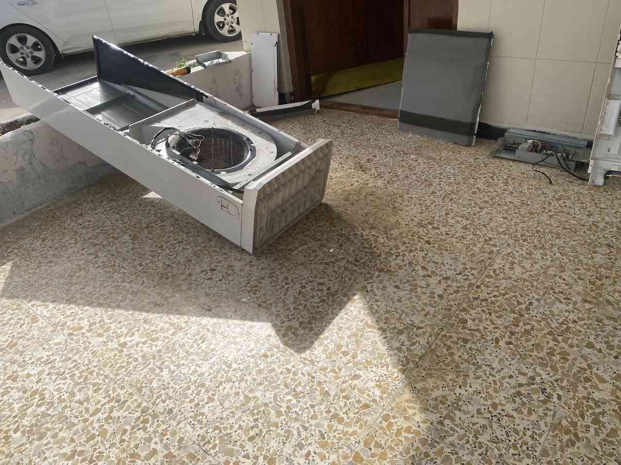 تحمى الدنيا.. خلي تبريدك ثلج! ❄️
هل تعاني من ضعف التبريد؟ أو ريحة غير طيبة تطلع من السبلت؟

احنا بخدمتكم لتنصيب وصيانة جميع أنواع السبالت (الكنتوري والجداري).

خدماتنا تشمل:

• ✅ تنظيف عميق: غسل الفلاتر والمبخر (الراديتر) لإزالة الأتربة والبكتيريا.

• ✅ فحص الغاز: شحن غاز أصلي وفحص الليك (التهريب).

• ✅ تنصيب احترافي: تنصيب القطع الداخلية والخارجية بدقة لضمان أفضل أداء.

• ✅ صيانة عامة: حل مشاكل التنقيط، استبدال الكابستر، ومعالجة الأصوات العالية.

🛠️ شغل نظيف، دقة بالمواعيد، وأسعار مناسبة جداً.

📞 للحجز والاستفسار: [

***********
