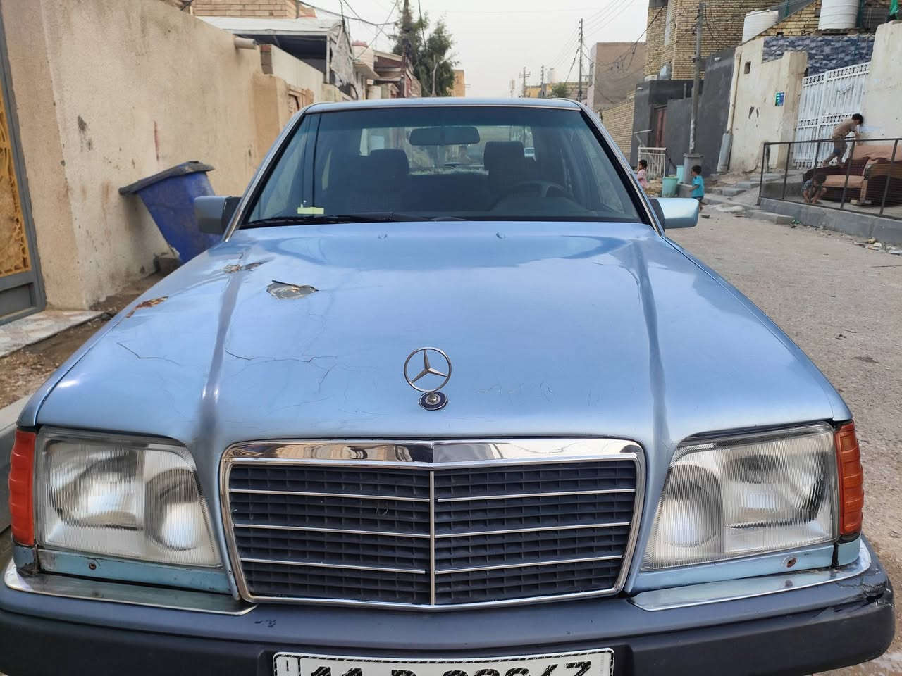 للبيع موديل 88 مكفوله من العيب الشرعي و القواعد سليمه لا اخياس والسياره جاهزه من كلشي مكينه وكير انضاف حداديه قبل اسبوع بدلته وره و كدام جدد تبريد شغال كهربائيات كله شغاله
لسعر 57 رقم السياره بغداد 
الجديد بسمي رقم الهاتف *********** عنوان ناصريه بل مركز
