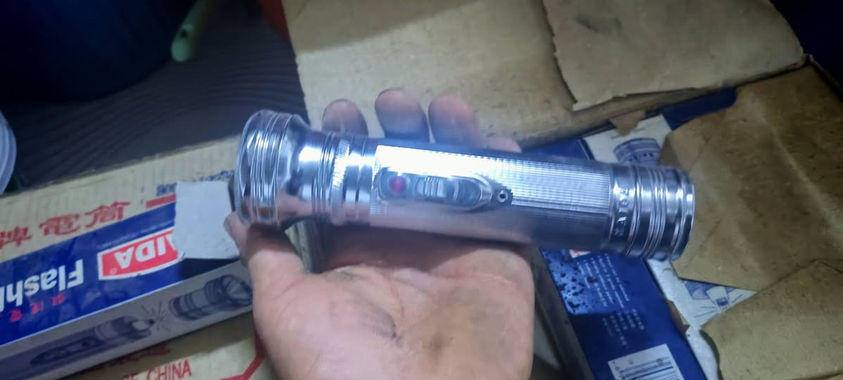 السلام عليكم
لايت ستيل قديم بالكارتون ٤٨ قطعة البيع كل الكمية فقط سعر الكلي ٧٥ الف قفل متوفر توصيل جميع المحافظات


**إذا كنت صاحب هذا الإعلان وتريد حذفه لأي سبب، رجاءا أرسل رسالة إلى الدعم الفني**