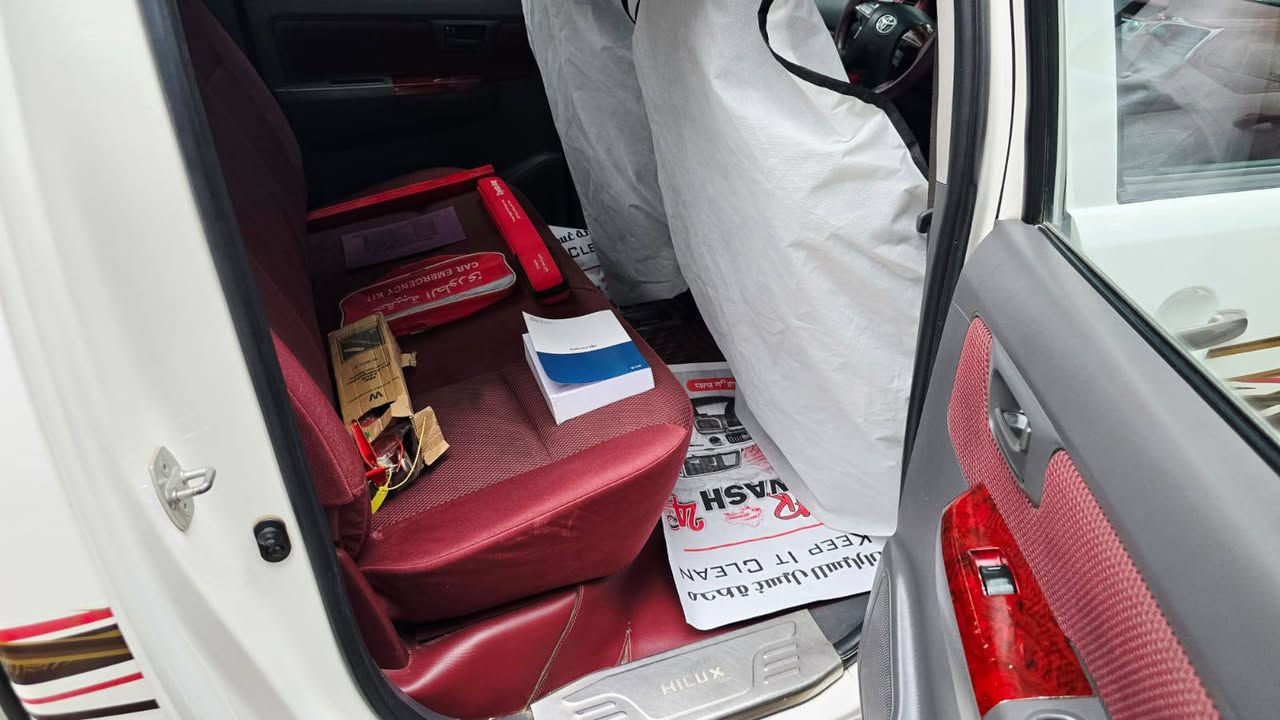 السلام عليكم عندي بيكم للبيع موديل 2015 رقم اربيل سياره كفاله عامه تحويل ثاني يوم كير  وتماتيك ماشيه 90 العنوان بغداد والشراي يتصل ***********
