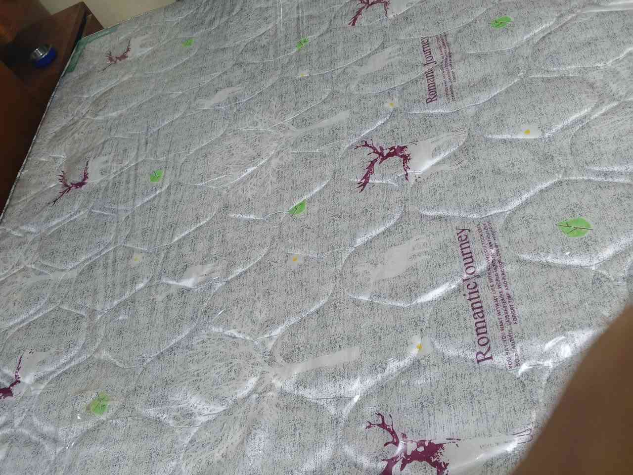 دوشك جديد بعده بچيسه للبيع بسعر 150


**إذا كنت صاحب هذا الإعلان وتريد حذفه لأي سبب، رجاءا أرسل رسالة إلى الدعم الفني**