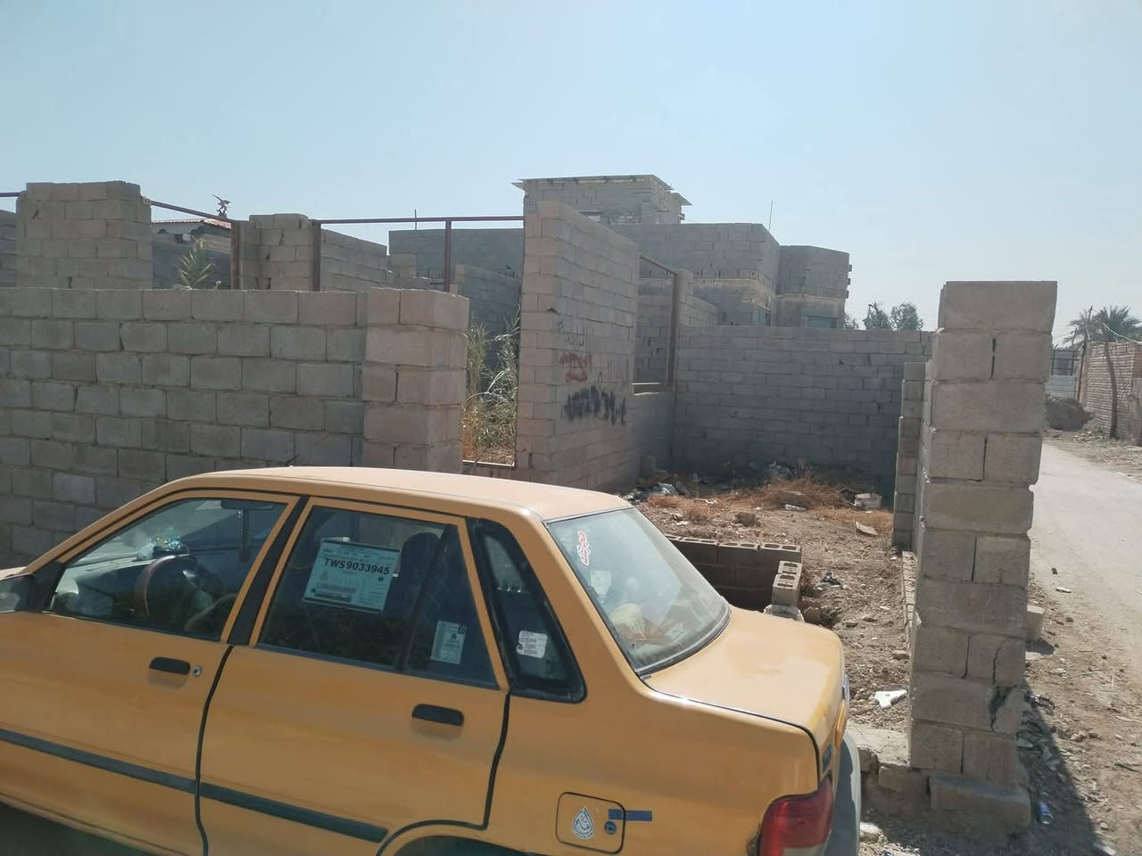 هيكل بيت للبيع التفاصيل
(٢٠٠ متر مربع)
جنس العقار زراعي
يحتوي على غرفة نوم واسنقبال ومطبخ وصحيات
ومحل دكان وكراج كما موضح بلصورة
العنوان المدائن في الجانب الزراعي لحي التصنيع
للمواصلة والاستفسار
***********
