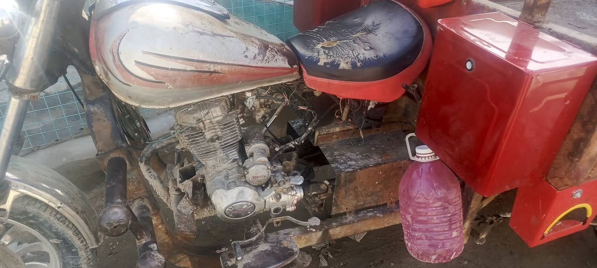 ستوته 2009 رقم اسود راعيها من اندله***********سعر 900الف
