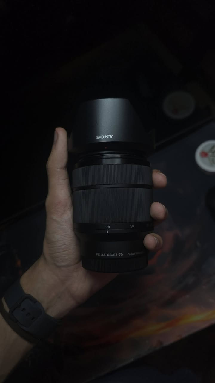 عدسة سوني مستعملة 
Sony 28-70 
3.5-5.6
نضافتها 95% استخدام شخصي
جميع الملحقات وياها  
سعر 380 الف وبيها مجال للشراي
يوجد توصيل


**إذا كنت صاحب هذا الإعلان وتريد حذفه لأي سبب، رجاءا أرسل رسالة إلى الدعم الفني**
