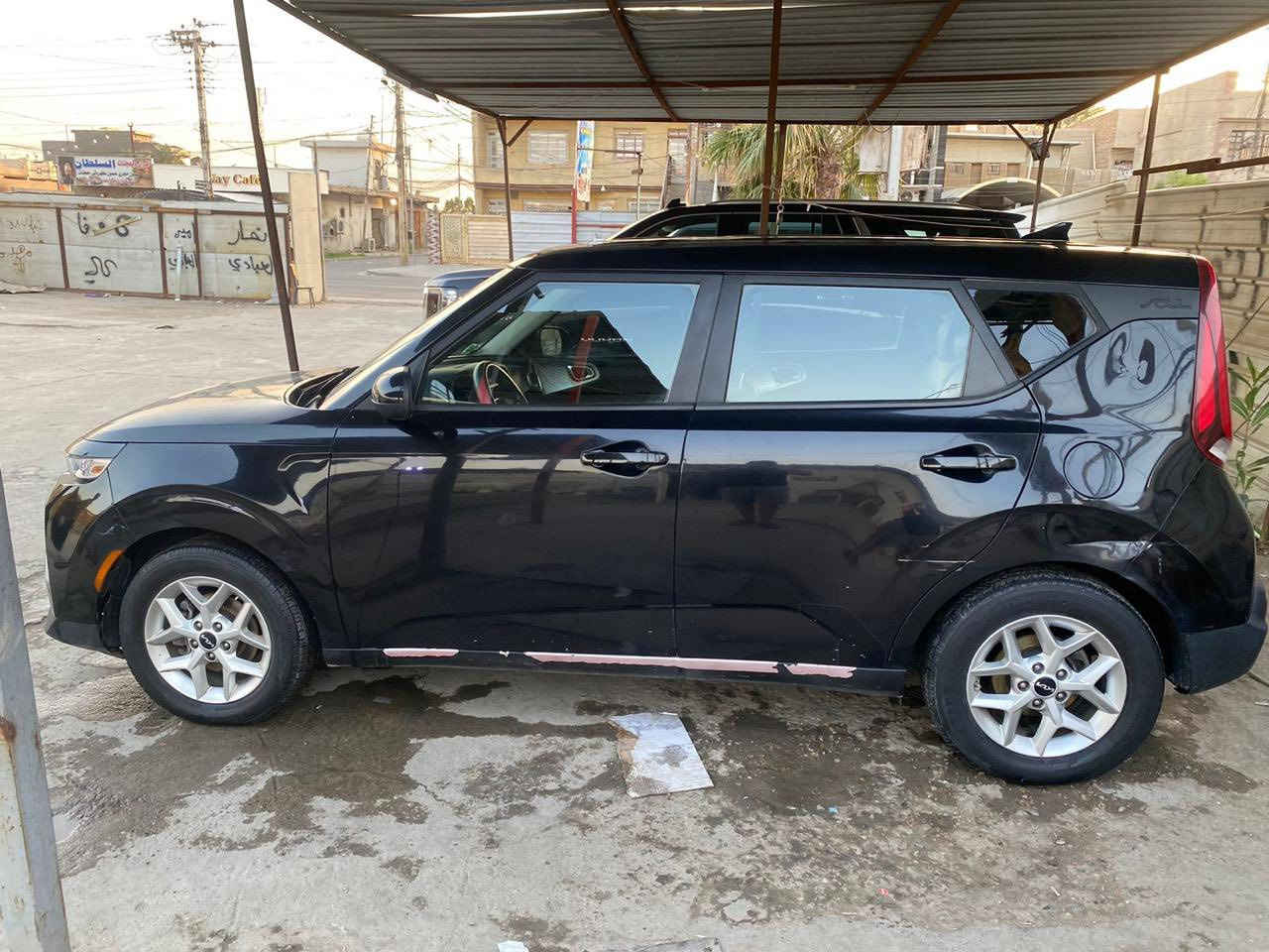 كيا سول 2022 وارد امريكي
مكينه ٢٠٠٠ دوش 
سيارة نظيفه 
نص فول 
ضربتها موضحه بالصوره 
بدون صبغ 
معروضه ب١٣٠ ورقه 
للاستفسار والتواصل على هذا الرقم او الماسنجر 
***********
