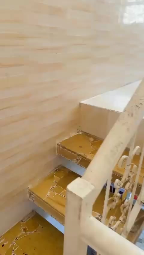 🟣اللهم صلي على محمد وال محمد 
⚪عقار مساحه ٥٠ متر واجهه ٥ نزال ١٠ ركن 
🟡البناء حديث جدا  طابق ونص 
🔵يتكون من مدخلين
🟢استقبال وصاله ومطبخ وحمام داخلي وخارجي
🔴الطابق ثاني غرفه نوم + السطح
🟣سند زراعي ٢٥ اصولي 
⚪متوفرة كافة الخدمات ماء وكهرباء  ومجاري
🟠العنوان /سكينه وكريات  قرب شارع المكاتب /مقاطعه ٢/٩ يبعد عن شارع المكاتب 100م وعن شارع عشرين 50م
🟤فلافل حمدان جدا قريب على الشارع العام
🔵السعر /٨٠ وبيه مجال للشراي
للتواصل / *********** أو ***********
