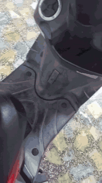 سلام عليكم البيع دراجة سكنس فحل دراجة مكينة مكفوالة جيب فيتر وتعال افحص درجة بس كابريتر تجاري والباقي مكفوال كهربائيات كلة شغالة مابيهة نقص هورن سلف شاير االايت ورقهة موجودة مكاني بغداد البلديات رقم الهادف *********** السعر 650وبيهة مجال الطيبين
