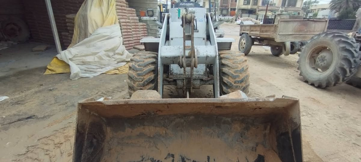 سلام عليكم يوجد شفل فوركاوه حجم 50 نضيف وخير من الله شغله ارقام وسنويه وصاحبه الشرعي موجود ***********صاحب الشفل
