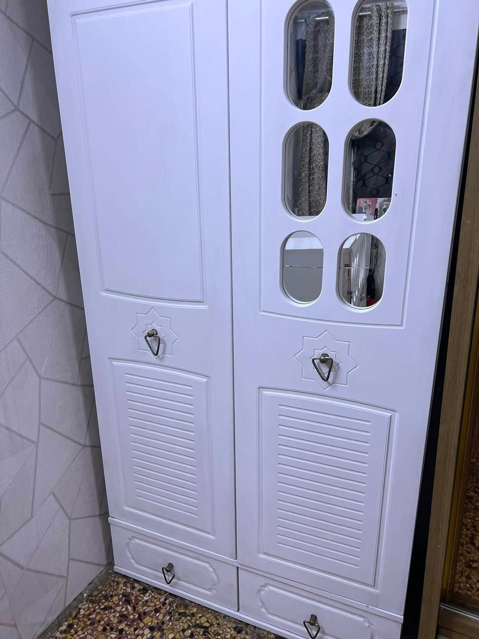 غرفه طفل تركية اصليه 
سعر الشراء 500 الف سعر البيع 300 وبيها مجال 
للاستفسار خاص


**إذا كنت صاحب هذا الإعلان وتريد حذفه لأي سبب، رجاءا أرسل رسالة إلى الدعم الفني**