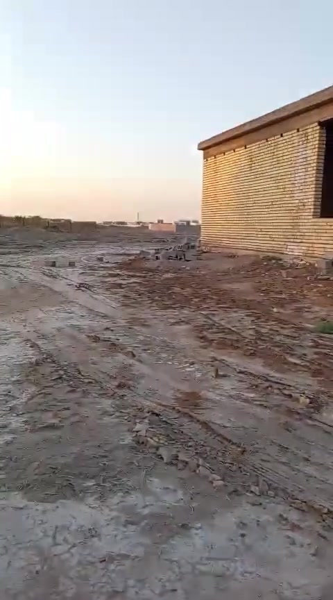 قطعه ارض للبيع بلكاع عايد ناصر مخدومه كهرباء ومياه الف متر1000 استفسار ***********=***********

