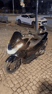 سلام عليكم شبابنه الطيبه 💙
بي سي اكس pcx جيل ثاني وارد ياباني JF
حساس ازدحام 
حساس ستاند 
الدراجه بيهه كسر بل بكلايت صغير مثل ما موجود بلصوره  
ماشيه ٤٦ الف 
الدراجه اذا لكيت مثل مكينتهه بخواتهه الجيل الثاني تاخذ الدراجه وفلس متنطي مكينه تخبل سبانه ممدوده عليهه توكف بصفهه متسمعلهه نفس مو صوت 
كفراتهه نضاف مرتبات 
شلعه ومعدل تخبل الدراجه متعرف طعم العادي كله محسن  دهن كله يورل دراجه كلش معتني بيهه مال جناي تطلع من البيت للشغل من الشغل للبيت حتى ماعندي وقت اطلع بيهه احتاجيت فلوس وريد ابيعهه 
سعرهه💸14💸وبيهه مجال واي شخص يجي هلا بي واحطه على راسي 
مكاني بلقاهره مول القاهره 
رقمي ***********📲
