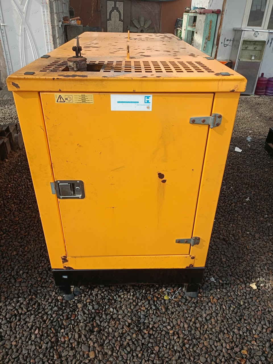 سلام عليكم
مولد بيركنز انكليزي اصلي 3 سلندر سوبر 60KAV ستامفورد اصلي كاتم 90% 
السعر 42 $ وبي مجال
بابل المسيب طريق كربلاء بغداد قرب بانزين خانه المؤيد 
*********** حسين 
*********** علي البياتي
