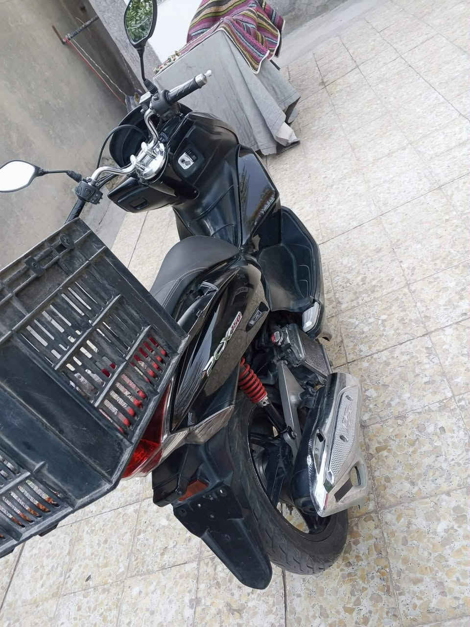 فالسلام عليكم دراجه للبيع اوتماتيك موديل 14كفاله عامه ياباني bsxالسعر1300وبيه مجال لاستفسار***********
