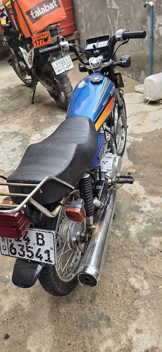 سلام عليكم دراجه ايراني رابيدو حرف Rالأصلي رقم سنويه بأسمي دراجه كامله 
جوال***********
راعيهه***********
السعر 1750وبيهه مجال قليل
