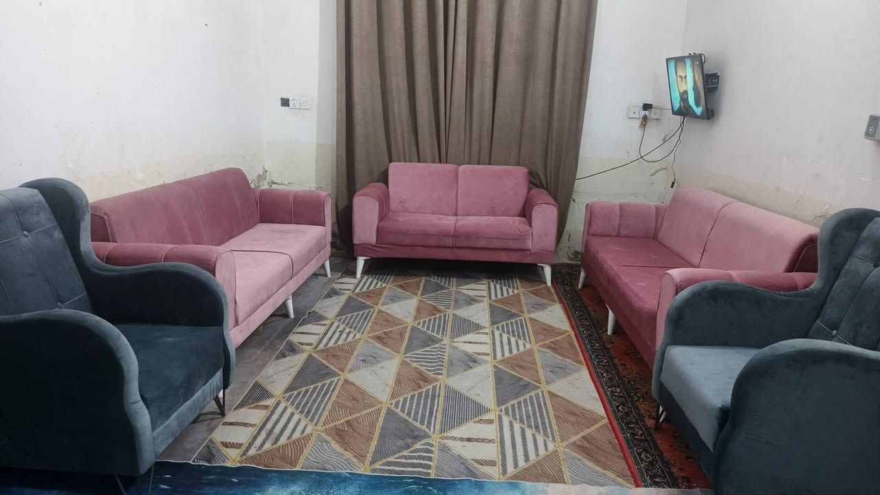 تخم تزكام شهرين لاسوكي ولا جاهز جديد خمس قطع عشر نفرات مكاني ناحية الصلاحيه شاميه وعندي توصيل للنجف اذا مو احله من الصوره مرجوع 325مسكمته 950الي يرغب بالشراء يتصل على الرقم ***********
