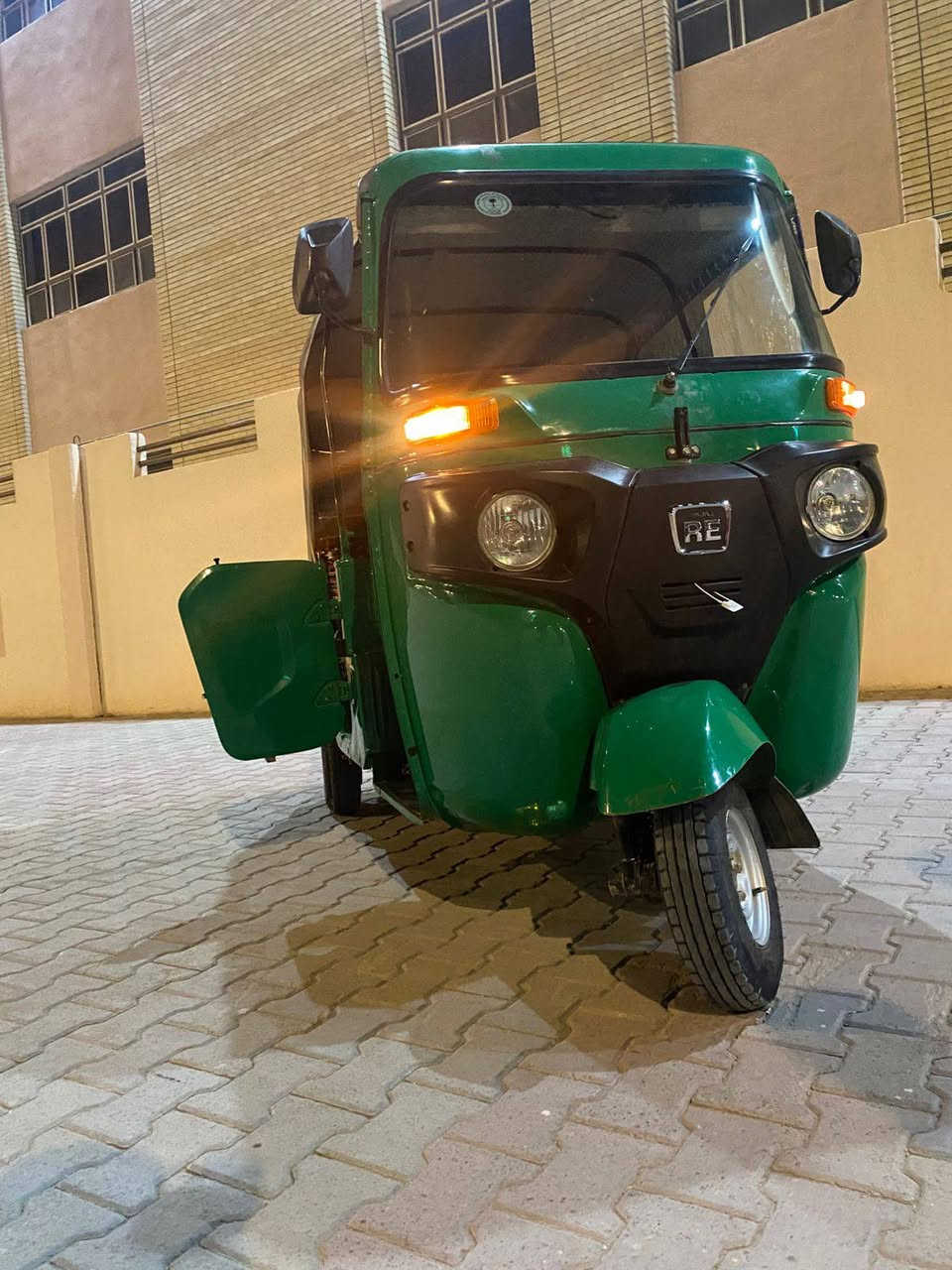 تكتك موديل 22
تكتك نضيفه وكاعده مابيه اي نقص شهر 4

رقم كربله تحويل كبل ب اسم المشتري مكانه كربلاء الحر حي القادسية 

رقمي ***********
