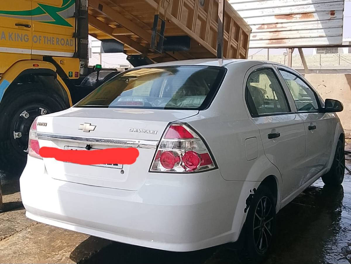 السلام عليكم 
 افيو 2011  خليجي محرك 1600 المفتوح   سنويه ورقم جديد 2029  محرك وكير كفاله تتفئه وتبريد بيها صبغ قليل بلباب  بدون ضربه  سياره جاهزه مابيها اي نقص تحويل مباشر 
السعر 80 وبيها مجال العنوان النهروان 
***********
