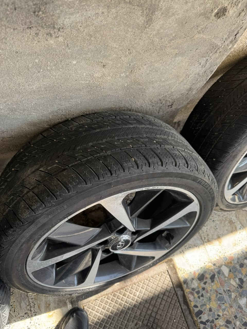 سلام عليكم ويل كب سوناتا 2023 للبيع هنة والتايرات ***********
