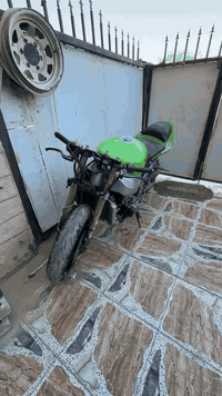 السلام عليكم كاوسكي للبيع 2004 مكانها بغداد ***********
