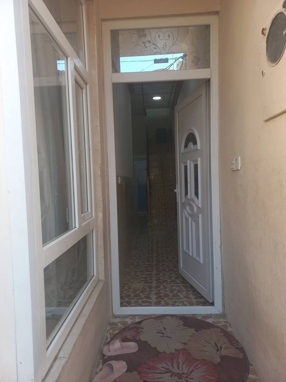 سڵاو هاوڕێیان خانویەکی زۆر جوان  مالي دؤست زه رورين بؤ فرؤشتن
 نایاب 
هەرزانی لای هەژارانە
خانووبۆفرۆشتن ڕووبەری 97متری دوقاتە
شوێنی کەلار مەجموعە
ڕێك دەکەوێتە نێوان مزگەوتی تەقواو ڕەوزەی پە پولەوە 
تەنها 5 دەقە لەمزگەوتی تەقواوە دورە
شوێنێکی خۆشە
خانووەکە فول کاشیە
نزیك دووسایدە ماڵی دۆستە     
نرخی ئەم خانووە تەنها تەلەفۆن بکەن 
ـــــــــــــــــــــــــــــــــــــــــــــــــــ
🍁🍂🍁🍂🍁🍂🍁🍂🍁🍂🍁🍂
بۆزانیاری زیاترپەیوەندیمان پێوە بکە
ژمارەکانی نووسینگە
***********
***********
***********
🍂🍁🍂🍁🍂🍁🍂🍁🍂🍁🍂🍁
نوسینگە مان لەکەلار و ڕزگاری
بۆ_کڕین_و_فرۆشتن_و_بەکرێدانی_هەموو_جۆرە_موڵکێک
خانوو_زەوی_شوقە_دوکان_باخ_دۆنم کەلار و ناحیەی ڕزگاری و لــە گـشت گــەەرمیـان
🍂🍁🍂🍁🍂🍁🍂🍁🍂🍁🍂🍁🍂
ئێوەی بەڕێزیش گەر موڵکتان هەیە دەتانەوێ بیفرۆشن
یان دەتانەوێ بکڕن یان بەکرێی بدەن  یان بەکرێی بگرن ئەوا دەتوانن تەواوی زانیاریەکان
ناونیشانی تەواوی موڵکەکەت،
چەن وێنەیەکی موڵکەکەت،
نرخی گونجاوی موڵکەکەت،
بنێرن_بۆ_پەیجەکەمان
🍂🍁🍂🍁🍂🍁🍂🍁🍂🍁🍂🍁🍂
