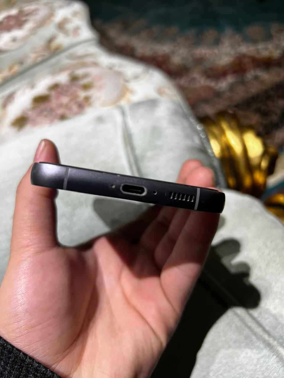 سلام عليكم جهاز s23fe شرق اوسط جهاز مكفول من كل شي ونظيف 100% للبيع ب٣٥٠ الف مكاني النجف شارع المجمعات بلوك ١٦ دار ١٢ 
*********** النجف, العراق
