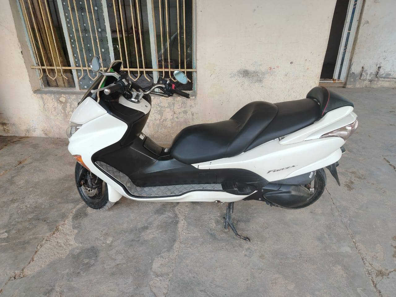 فورزه 09 كامله اي نقص مابيها أوراقها كامله
***********
