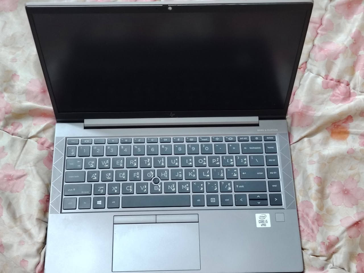 HP ZBook Firefly 14 G7
⚙️ المعالج: Intel Core i5-10310U (الجيل العاشر)
🧠 الرام: 8GB
💾 التخزين: SSD 256GB
🎮 كرت الشاشة: Intel UHD Graphics (مدمج)
🖥️ الشاشة: 14 بوصة Full HD
🌐 يدعم Wi-Fi وBluetooth
🔌 منافذ USB وUSB-C وHDMI
🔋 بطارية جيدة (إذا كانت حالتها جيدة)
 للعاب الخفيفه يفتح gta وغيرها
للدراسة
والعمل
طبعا تجي وياه شاحنته والجنطه مآلته
مستعمل قليل وكلش نضيف
سعرة 350الف


**إذا كنت صاحب هذا الإعلان وتريد حذفه لأي سبب، رجاءا أرسل رسالة إلى الدعم الفني**