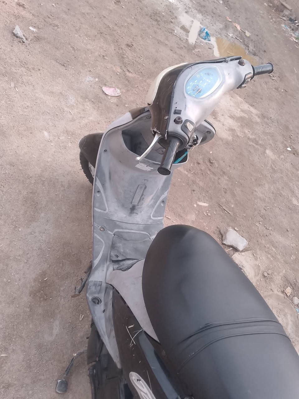 السلام عليكم دراجه منغولي البيع شغالة سلف هندر كهربائيات الدراجة كلها شغالة مكينتها خير من الله السعر (٥٥٠)***********
