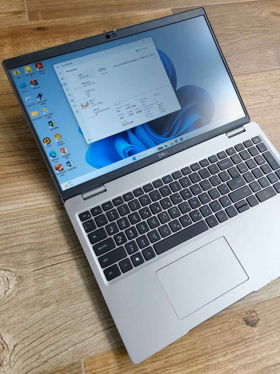 لابتوب    Dell Latitude 5521 Ci5 11th 
بمواصفات مناسبه للبرامج  المكتبية  والحسابية والتصفح والأمن السيبراني  .
بسعر 475 الف دينار عراقي 
Cpu Ci5-11400H          جيل حادي عشر 
حرف المعالج H
Hard 256GB nvme قابل للتطوير 
Ram 8gb ddr4         قابل للتطوير 
15.6 screen 1920x1080 FHD
Back-light Ar-En ضوئي 
Charger dell شاحن اصلي 
يمكن للزبون فحص اللابتوب وتشغيله والتأكد من المواصفات قبل الاستلام  اللابتوب.
نسبة النظافة 97%
ضمان لمدة خمسة أيام للفحص في حالة وجود خلل مصنعي تستبدل بنفس الموديل حصرا 
عنوان المكتب بغداد شارع الصناعة مجمع الرياش مكتب اليسر للتواصل والحجز ***********
