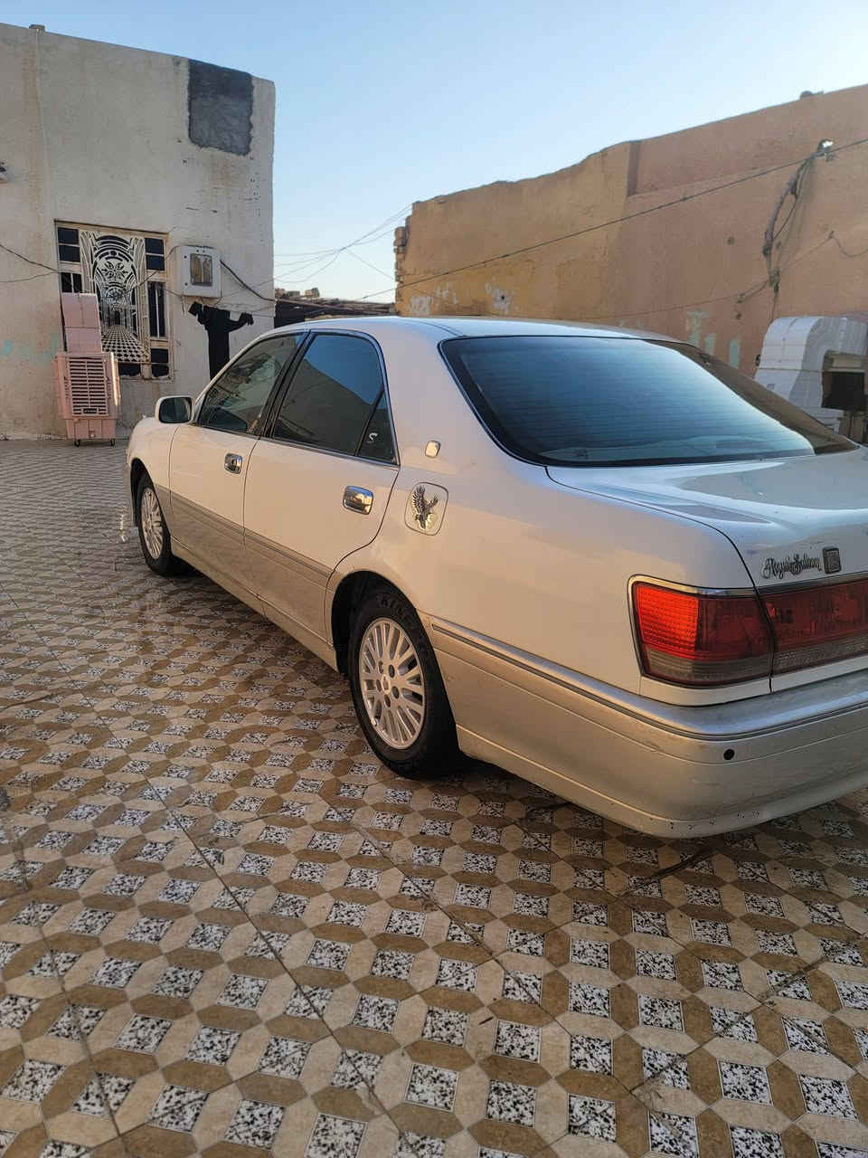 السلام عليكم ملكه للبيع  اكرستال اربع دكم امتومه طبق الصل مكينه بي فور الحجم الكبير السعر(31) او بيهه مجال مكاني ناصريه التصال اعله هاذه للرقم ***********

