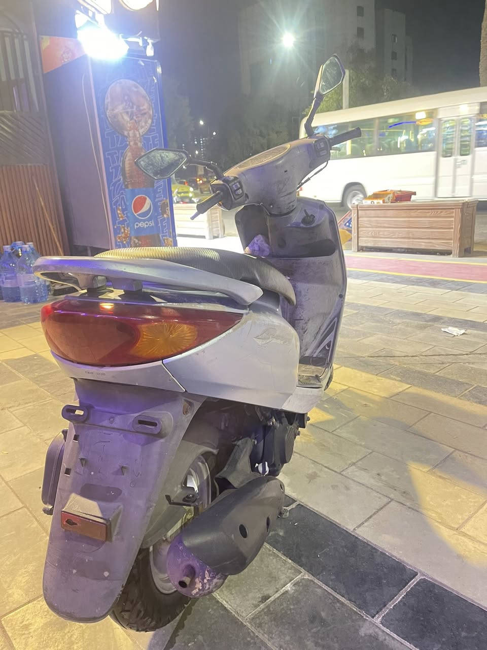 بريز جديد رمبه كبريتر اصلي مكينه ناعمه شلعه معدل ربع نكره كفرات اصليه مكفوله اي نقص جيب فيتر وفحص السعر 700العنوان بغداد شارع سته قراب مستشفى الكرامة ***********
