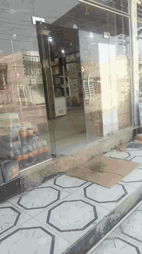 السلام عليكم
اسوق للبيع سايدين حي الزهراء مقابل صيدليه الشاكرين
التفاصيل اكثر داخل المقطع الأستفسار الأنتصال على الرقم التالي
***********
