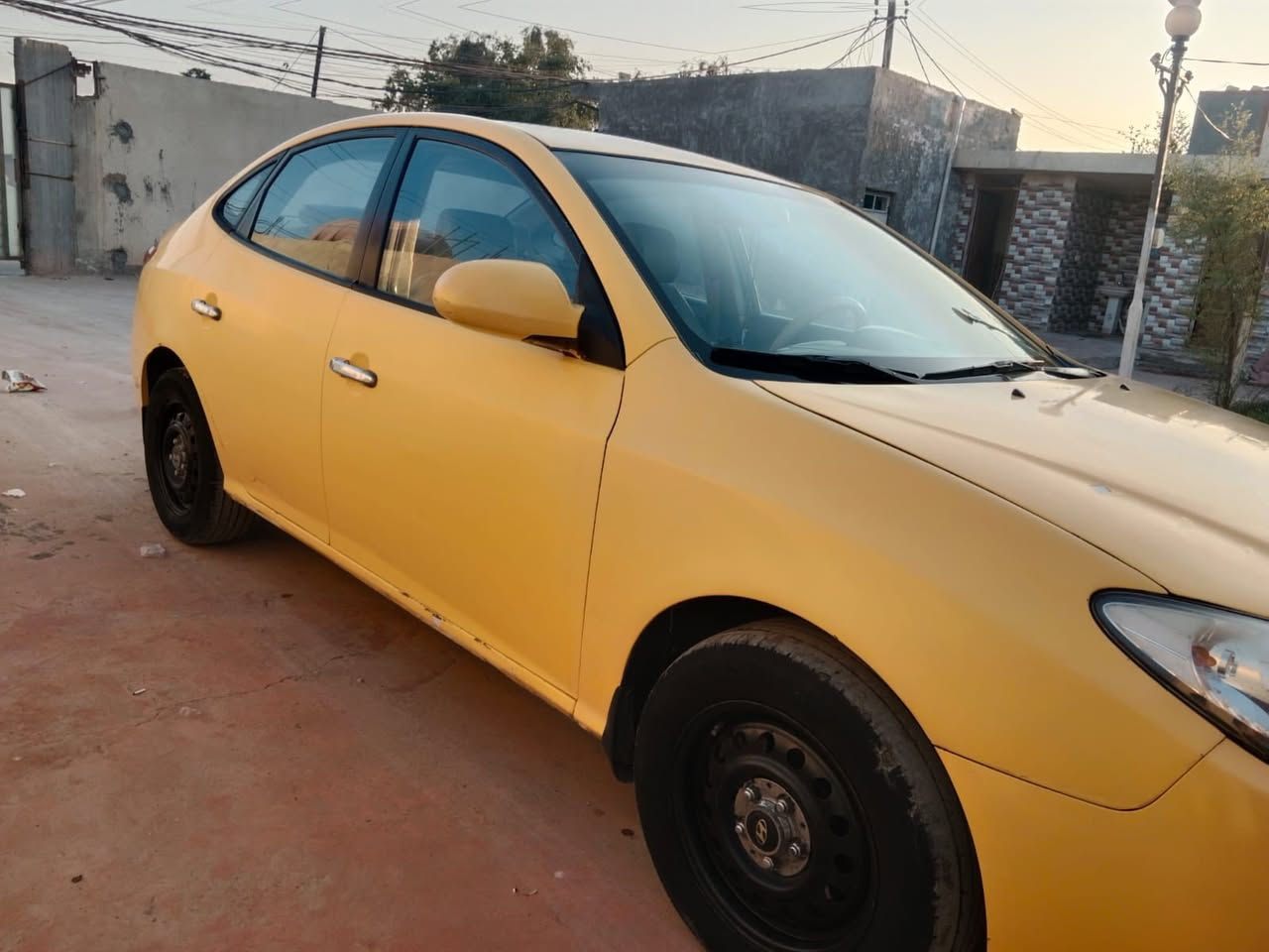 اسلام عليكم 
……
النترا  2010 
مكينه 2000 دكشن عالي المرغوب
محرك مكفول
گير مكفول 
حداديه جديده 
تخم تاير 
تبريد فول ثلج 
تدفه شغاله 
شاشه حجم كبير 
بيه تبديل جاملغ ايمن ومذكور بالسونار
وبيه سمكره بصيطه بالشاصي وهم مذكوره 
مصفره هيه وغرامات
تحويل ثاني يوم 
السياره جاهزه من كلشي 
گبل للشارع 
السعر 95 وبيه مجال قليل حگ الجيه 
مكاني بغداد العماري القريه الفلاحيه 
رقم المبايل 
 اتصال واتس ساب 
***********
***********
