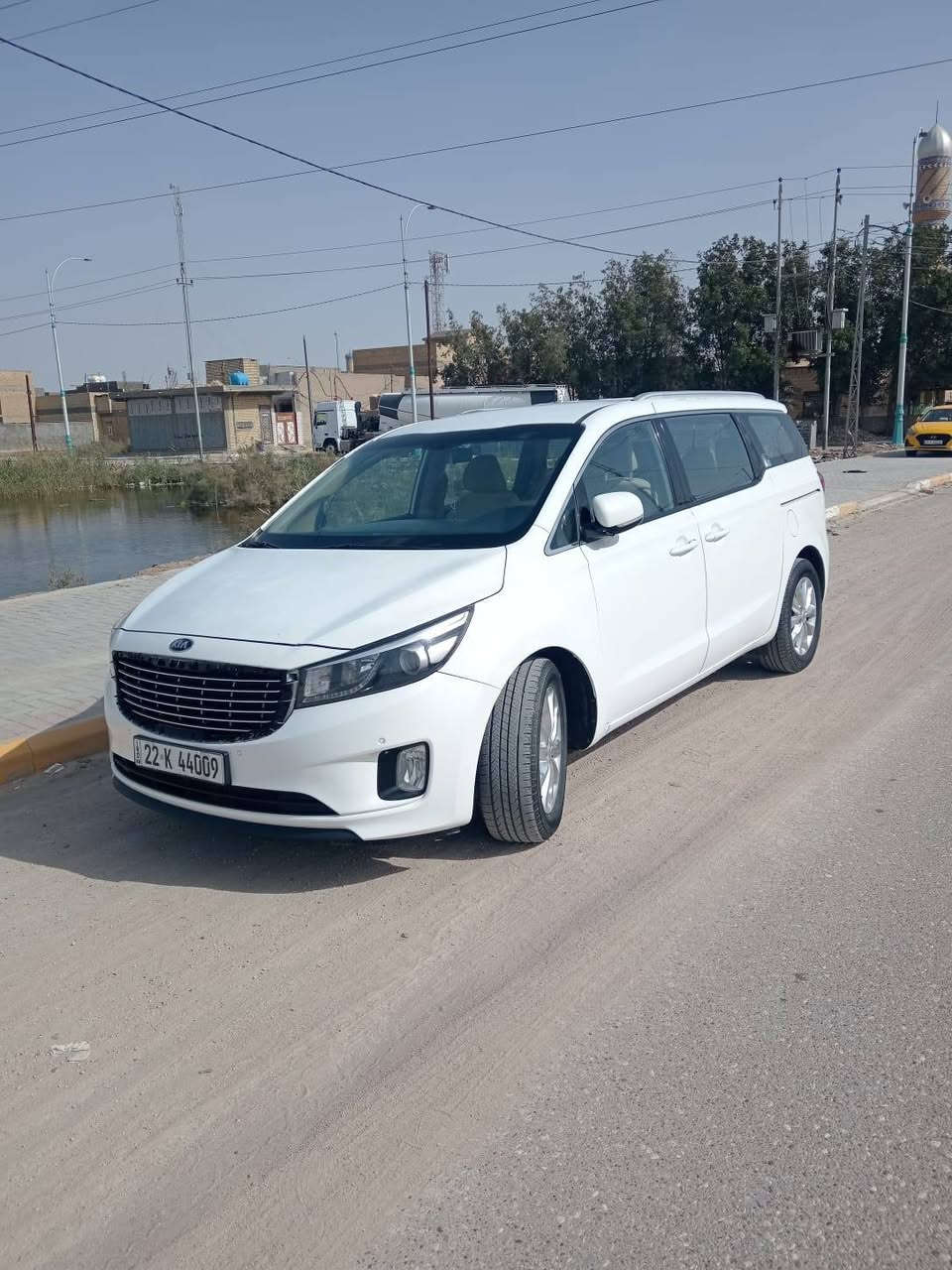 سلام عليكم كيه كرنفال موديل 16 سياره جهزه كير مكينه حداديه تخم تاير ***********
