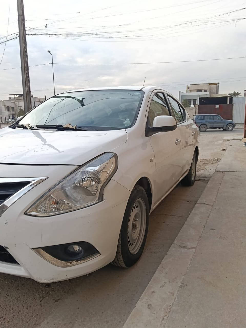 سلام عليكم ورحمة
نيسان سني هندي بليته زركه2021
رقم اربيل انكليزي بشهر العاشر تسقط السنويه
بيهة كم طخه ماشر عليهن مملعوب بيهن ممصلحات
السياره ماشي 182 الف
بدون صبغ كير مكينه صدر كفاله
تخم تاير هسه شاده
تبريد ثلج
السياره بسمي تحويل ما اسوي وكاله
سعر ٩٨ وبيهة مجال
***********
بغداد حي اور
