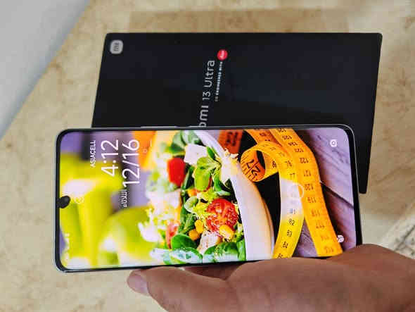 شاومي13الترا
ذاكره512
نسخه عالميه مواصفات تخبل بي 
شاحنته90واط بربع ساعه يفول شحن 
كارتونته كامله ويا3حافضات
للبيع او للمراوس
سعره625
مكاني ديالى الخالص 
***********
***********
