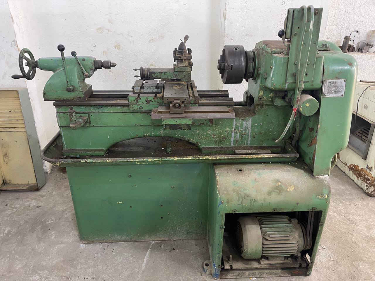 اخواني تورنة الماني حجم ٣ارباع مال مزاد نضافة كدامكم جديدة سعر بلاش مليون و٣٠٠الف ***********و ***********اخوكم ابو دعاء بغداد
