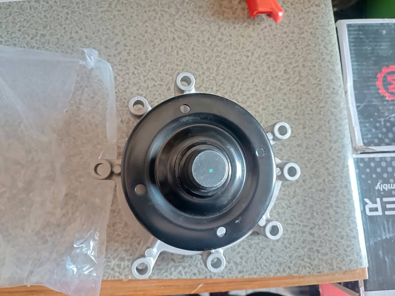 تتوفر ادوات جيب شيروكي تسعينات و2000 توصيل لجميع المحافظات ***********
