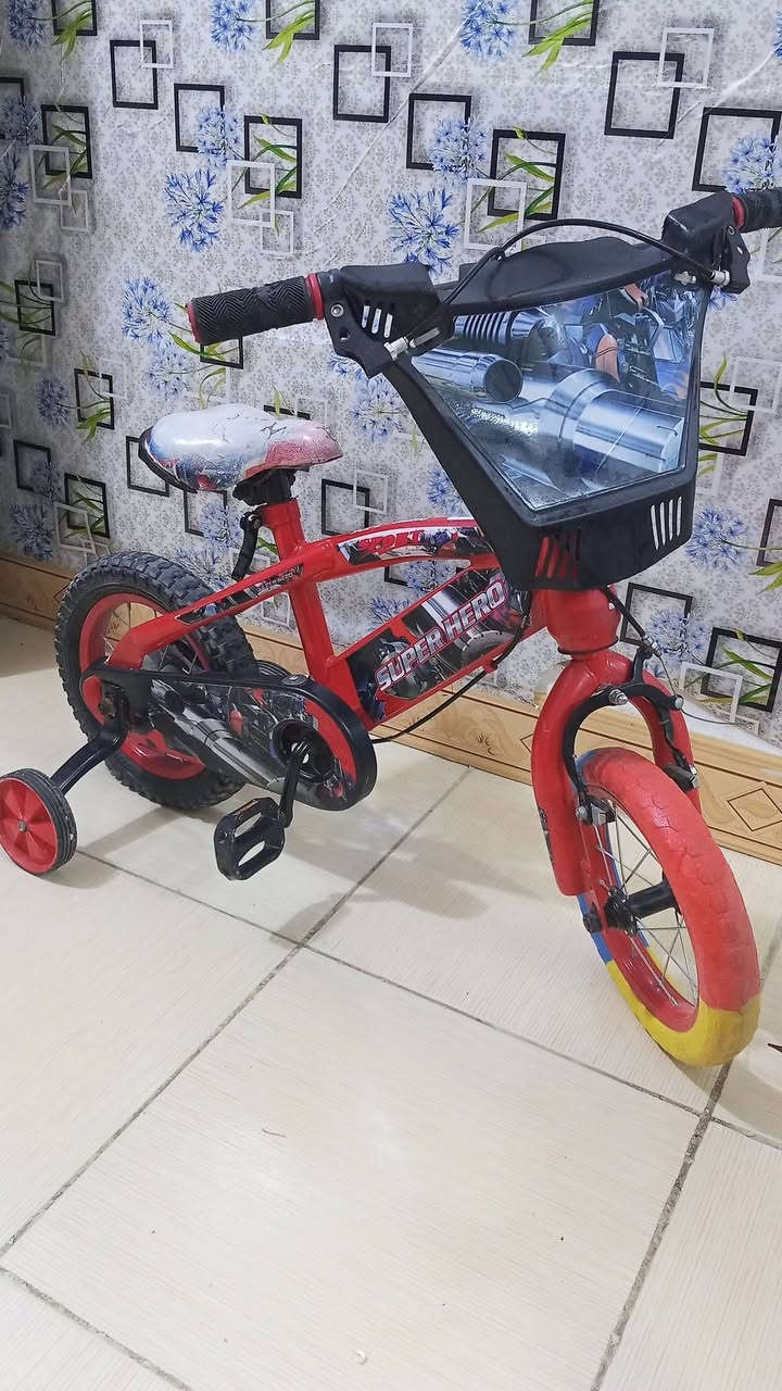 للبيع حجلة نظيفة كبيره أستخدام قليل 15 وبايسكل سعره 35


**إذا كنت صاحب هذا الإعلان وتريد حذفه لأي سبب، رجاءا أرسل رسالة إلى الدعم الفني**