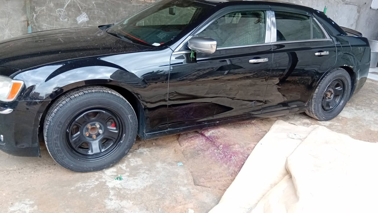 البيع وباما 2013 رقم بغداد انكليزي بسمي سنوية 31 مكاني بصره سيارة كفاله من صبغ ومن الحادث مكينة ٣٦٠٠ كير طياره ٨نمر كفاله حداد تخم تاير ويل بوليسي ١٨ كامل اصلي ابو الختم رقمي***********
