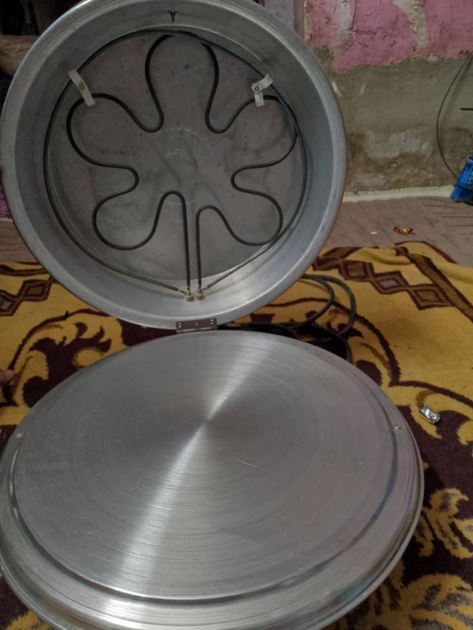 السلام عليكم عندي هذالتنور الكهربائي جديد مامستخدم اريد ابيعه


**إذا كنت صاحب هذا الإعلان وتريد حذفه لأي سبب، رجاءا أرسل رسالة إلى الدعم الفني**